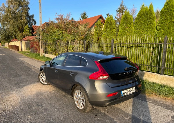 Volvo V40 cena 34950 przebieg: 278900, rok produkcji 2013 z Warszawa małe 781